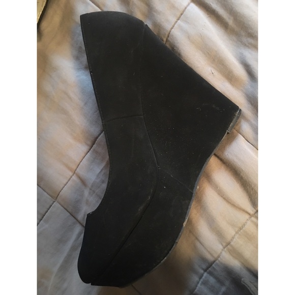 BLACK SUEDE WEDGES - Picture 4 of 4